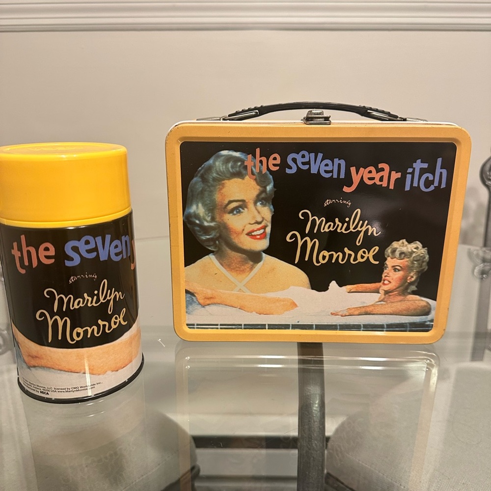 Marilyn Monroe lunchbox with thermos brand new never been used.